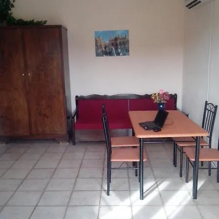Tom's House/2 Between Paleokastritsa Dassia Ipsos! Apartman
